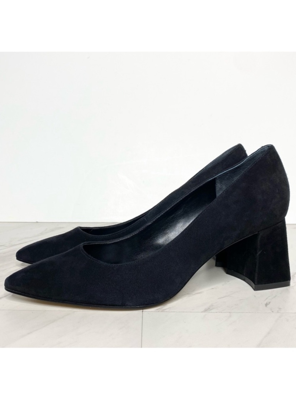 Marc Fisher Yehundi Black Suede Pointy Toe Pump 8M
